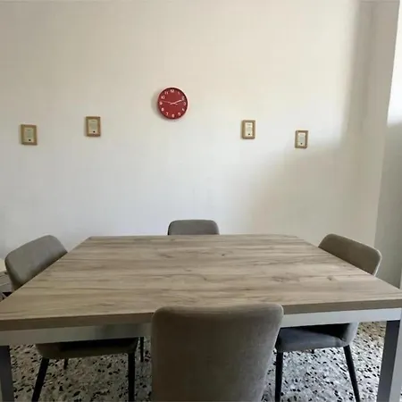 Lägenhet La Vostra Casa A Con Parcheggio Gratuito *